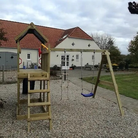 Rosengård Friland Og *